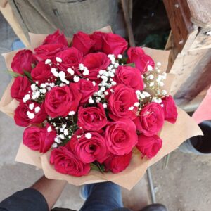 Red Rose Bouquet with Baby's Breath in Kraft Paper Wrap