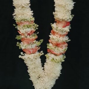 Pink & White Haar/garland for bride